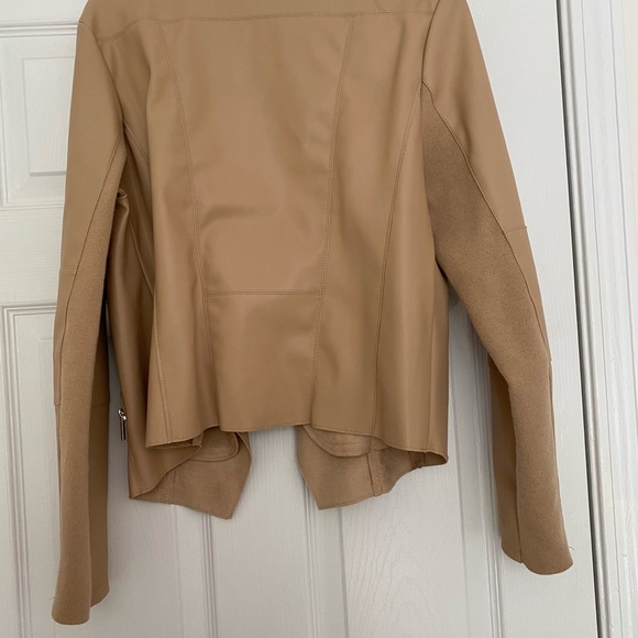 Jacket - Picture 5 of 6